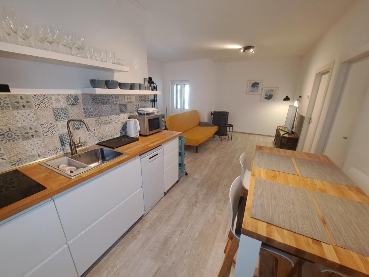 Apartment Grandic Baška Екстериор снимка